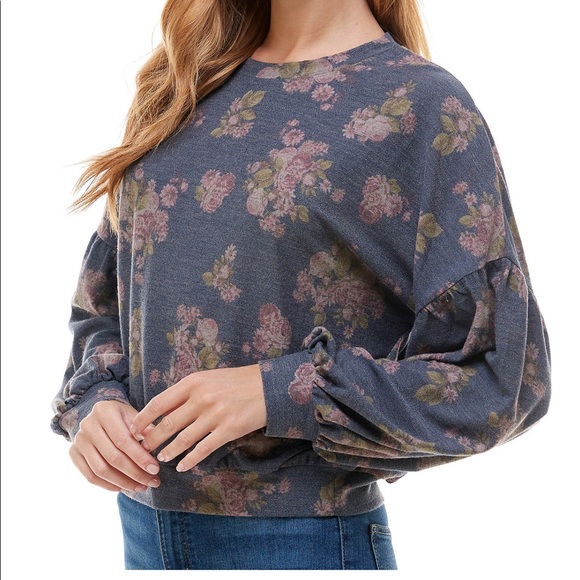 NWT Gypsies & Moondust Floral Puffed Sleeved Top - Picture 2 of 7